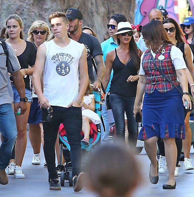 Rodzina Beckhamów w Disneylandzie