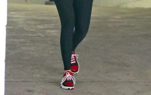 Khloe Kardashian coraz szczuplejsza? (FOTO)