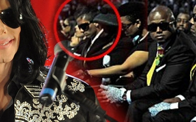 Bhatti był na ceremonii pożegnalnej Jacksona (FOTO)