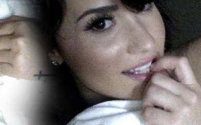 Szok! Nagie zdjęcia Demi Lovato wyciekły do sieci! (FOTO)