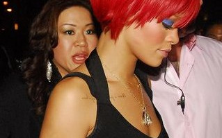 Rihanna o swoim wielkim czole