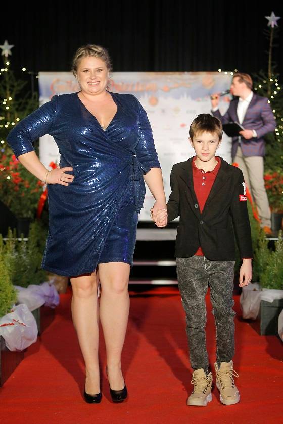 Charytatywny pokaz mody “Gwiazdy dzieciom”. Mandaryna zadebiutowała z nowym partnerem