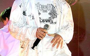 Łągwa odda pół majątku