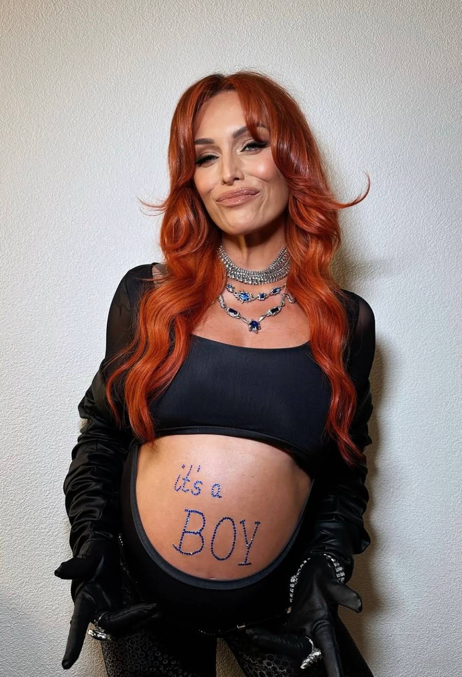 Red Lips tuż przed wejściem na scenę w Sopocie ogłasza płeć dziecka!