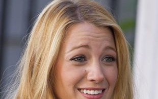 Blake Lively dawniej i obecnie (FOTO)
