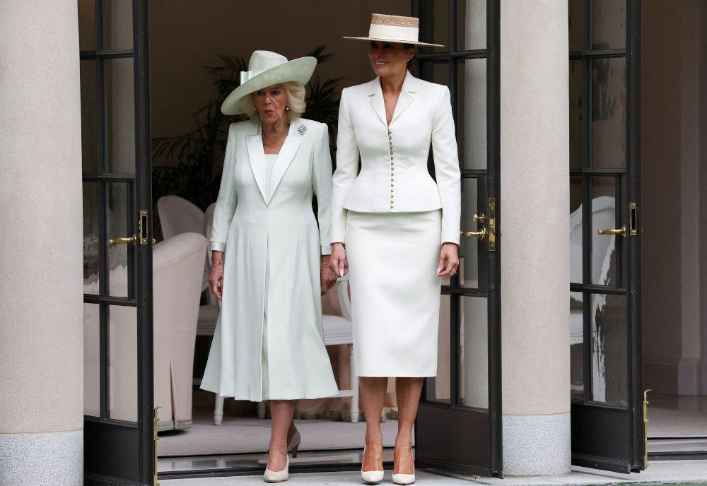Królowa Kamila i Melania Trump/Forum
