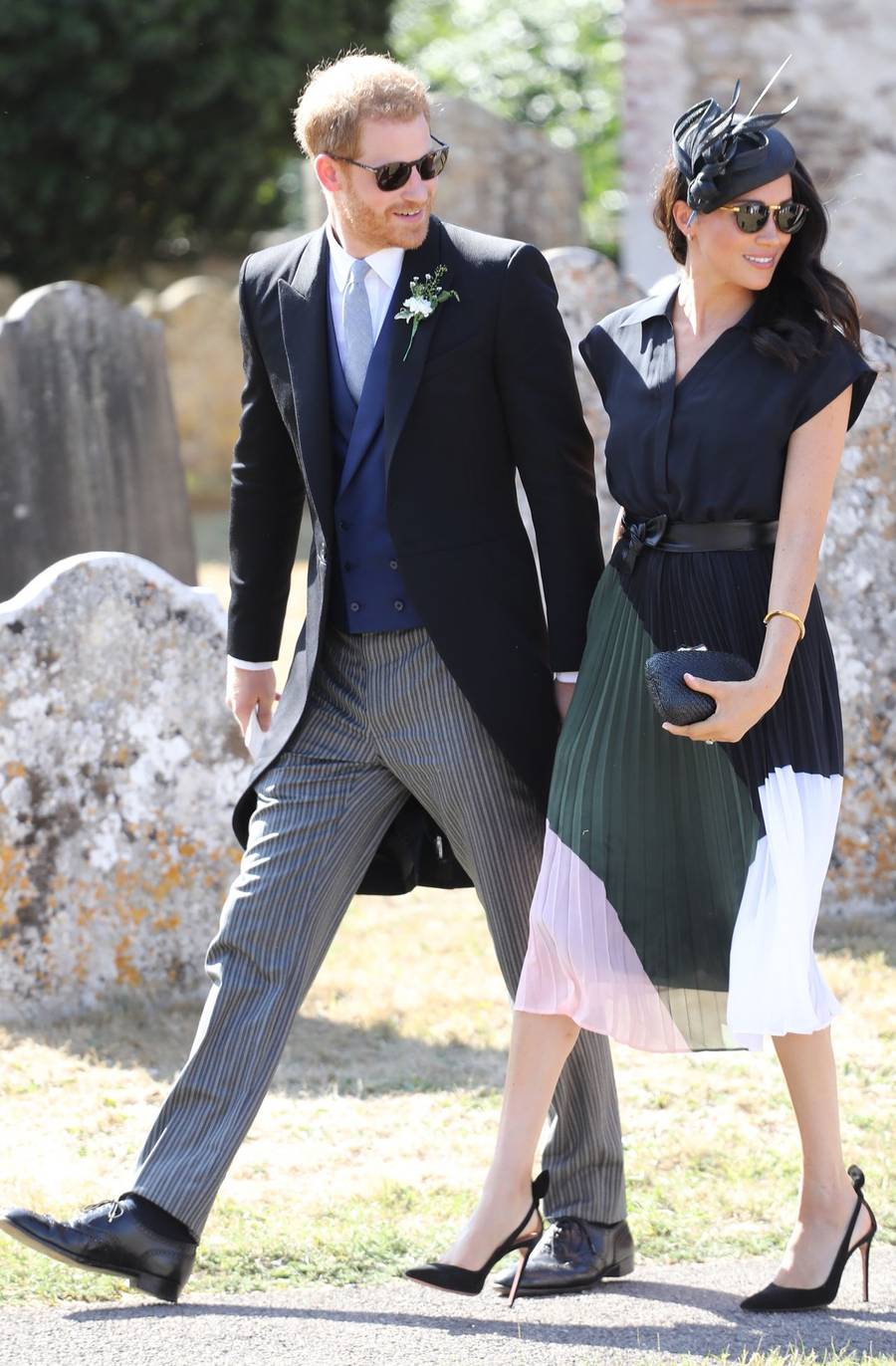 Księżna Meghan z księciem Harrym na ślubie Charliego van Straubenzee i Daisy Jenks