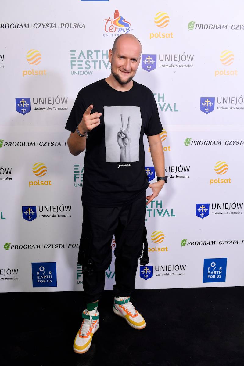 Earth Festival – ZALEWSKI I PRZYJACIELE. Brodka odsłania piersi, Przybysz w kimono, Zawadzka cała w boho