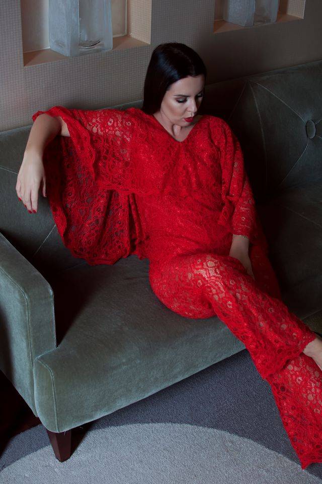 Eliza Gwiazda twarzą nowej kolekcji Anny Cichosz