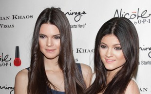 Kendall i Kylie Jenner w Teen Vogue (FOTO)