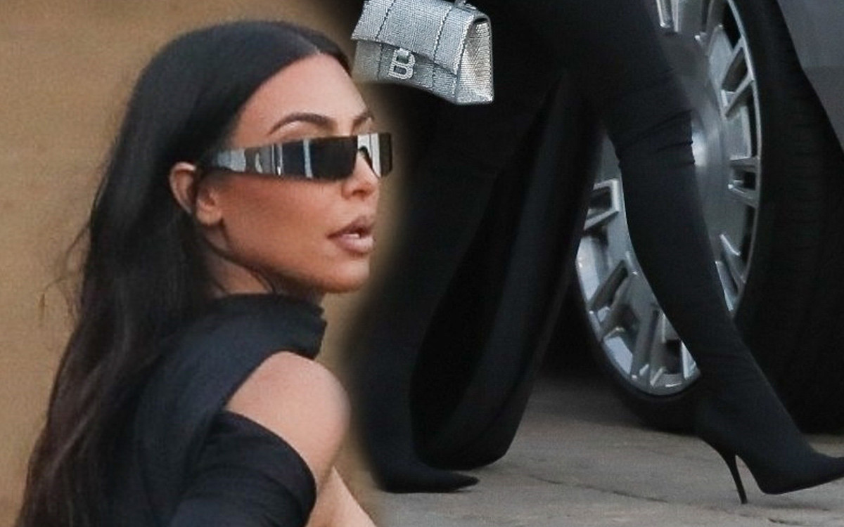 OMG! Kim Kardashian SZOKOWAŁA strojem na kolacji z mamą (ZDJĘCIA)