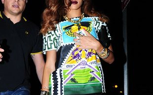 Rihanna publicznie szydzi z hejterki (FOTO)