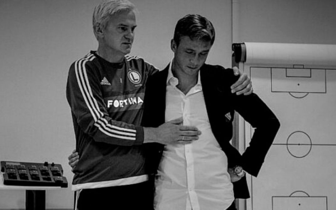 Jakub Rzeźniczak pogrążony w żałobie. Pożegnał Jacka Magierę