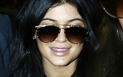 Kylie Jenner ma JESZCZE większe usta (FOTO)