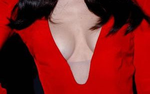 Megan Fox podpisała kolejny kontrakt z Giorgio Armani