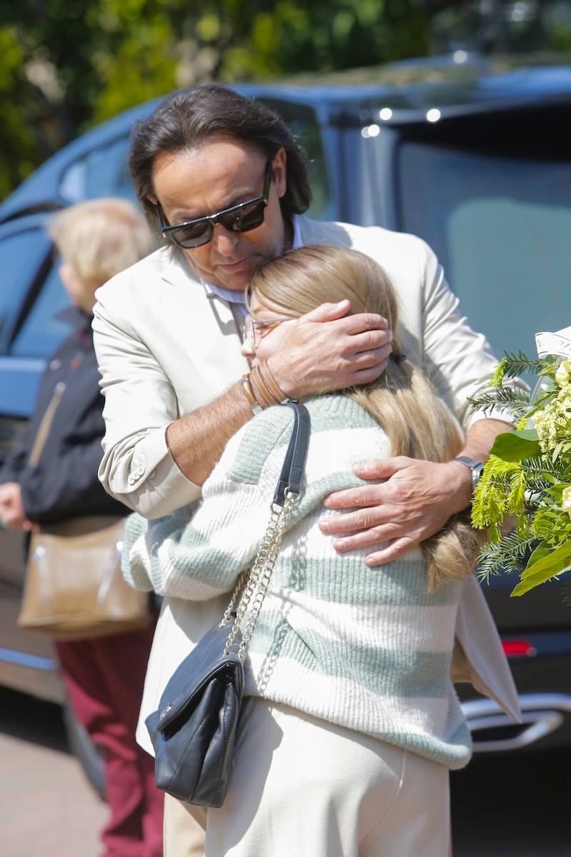 Tłumy gwiazd na pogrzebie Tomasza Jakubiaka. Wojciech Modest, Patrycja Markowska z mężem, Jagna Niedzielska…