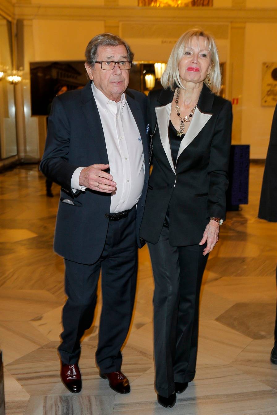 PASZPORTY POLITYKI 2022. Janusz Gajos z żoną zaszczycił swoją obecnością, Magdalena Różczka wspiera Jana Holubka