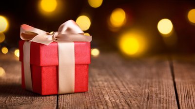 Gwiazdkowe upominki z internetu – wygoda i oszczędność czasu