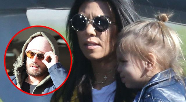 kourtney-kardashian-g-R1