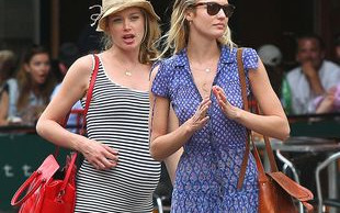 Ciężarna Doutzen Kroes spędza czas z Candice Swanepoel FOTO