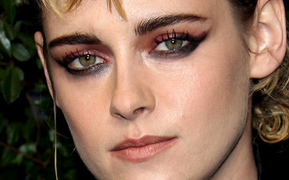 Czy to NAJGORSZA fryzura Kristen Stewart? (ZDJĘCIA)