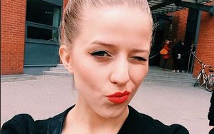 Jessica Mercedes i jej słodkie minki (FOTO)