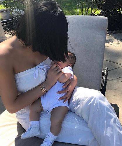 HIT! Kylie Jenner zrobiła Stormi nową fryzurę