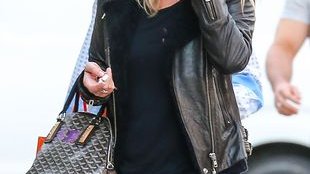 Nicky Hilton martwi się że nie zauważyliście jej pierścionka