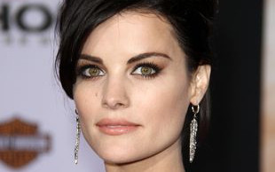 Ta gwiazda pokazała krocze na salonach! (FOTO)