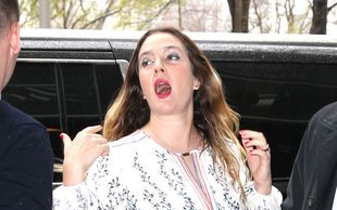 Drew Barrymore jest w CIĄŻY!