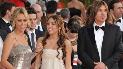 Czego nauczyło Miley małżeństwo rodziców?