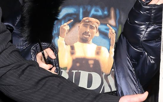 KTOŚ robił wszystko, by Kendall Jenner potknęła się na wybiegu