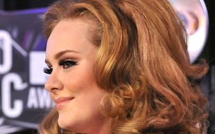 Adele w końcu skomentowała plotki o ślubie