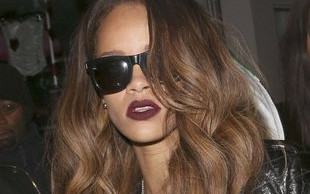 Policja znalazła marihuanę w autobusach Rihanny!