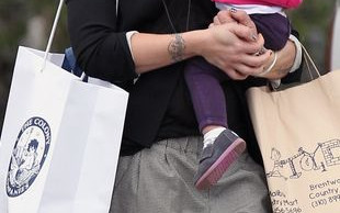 Pink na przedświątecznych zakupach (FOTO)