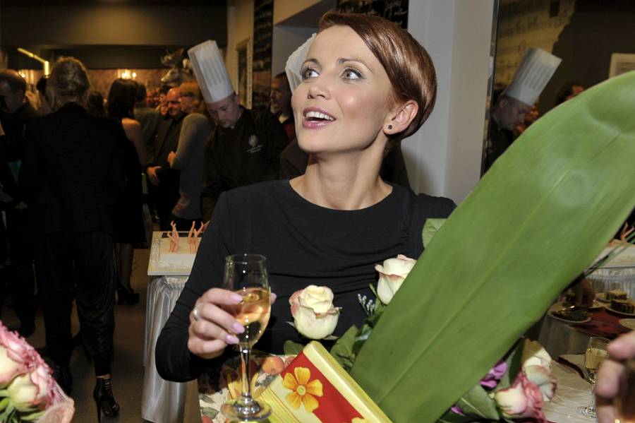 Kasia Zielińska w rudych włosach