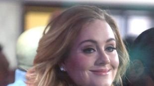 Dlaczego Adele chciała ukryć przed światem, że jest już po ślubie?!