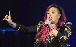 Chłopak Demi Lovato o ukochanej: Jest gruba! (FOTO)