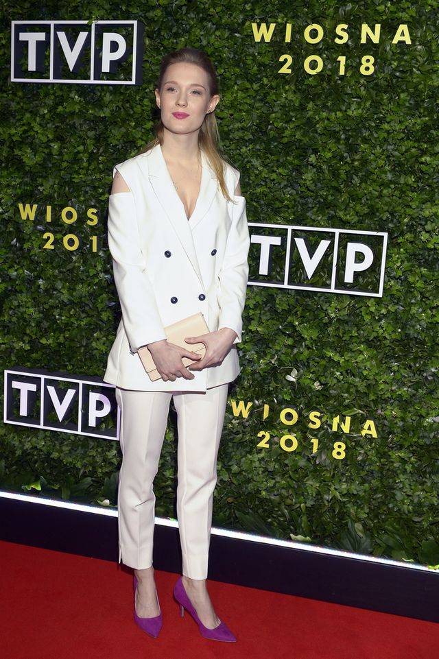 Białe stylizacje gwiazd – zima 2018