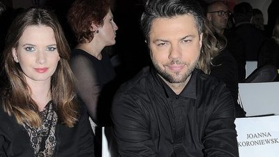 Olivier Janiak nabija się z Korwin Piotrowskiej