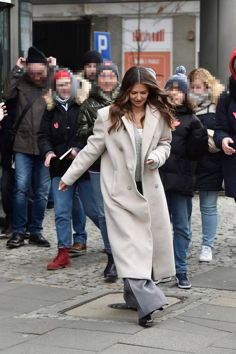 Gwiazdy DDTVN. Tłum fanów czekał na Annę Lewandowską, Renata Gabryjelska po latach wraca do mediów
