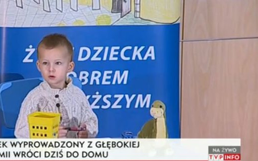 2-letni Adaś wyprowadzony z hipotermii wraca do domu