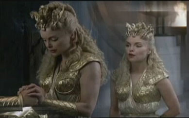 Starcie Tytanów – usunięte sceny z Izą Miko (VIDEO)