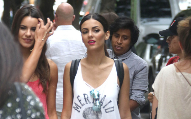 Oni wszyscy są w TYM SAMYM wieku