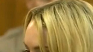 Lindsay Lohan i jej wiadomość na paznokciu: F*ck you!