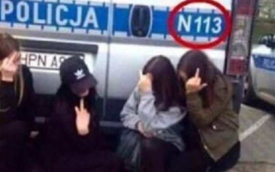 Agresywne gimnazjalistki z Gdańska OŚMIESZONE przez policję