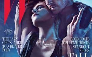 Fassbender i Theron w magazynie W