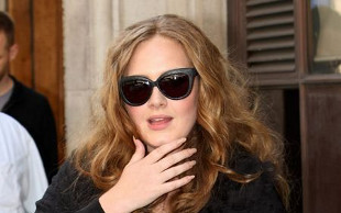 Adele lepsza od Oasis