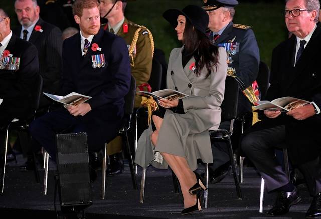 Meghan Markle w OGROMNYM kapeluszu