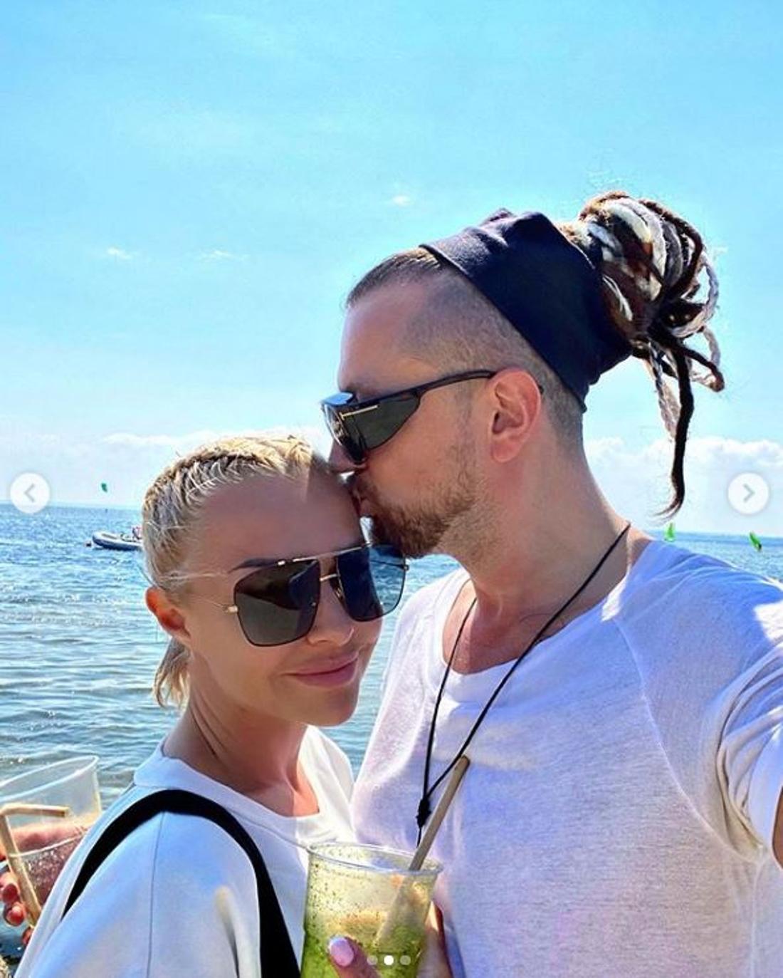 Blanka Lipińska z Baronem spędzają razem wakacje.